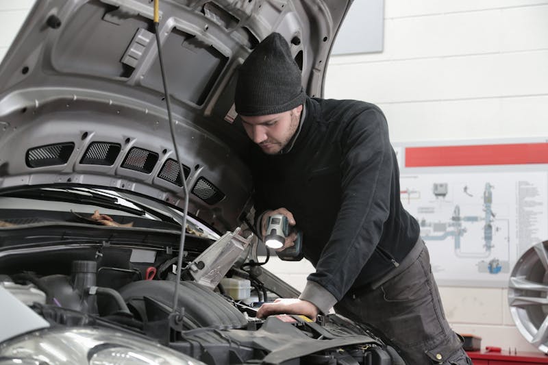 SoCal Mobile Truck & Trailer Repair service detail